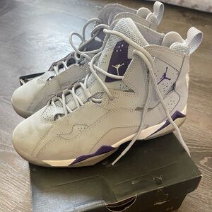Jordan True Flights